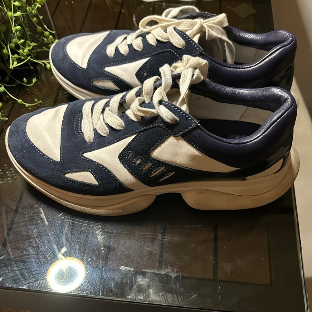 Tory sport blue and white suede sneakers